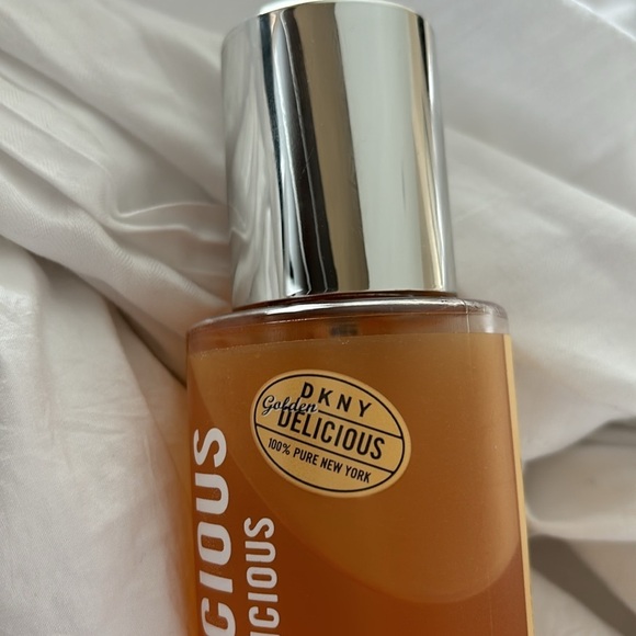 DKNY Be Delicious Fragrance Mist 250 ML New - Picture 9 of 10